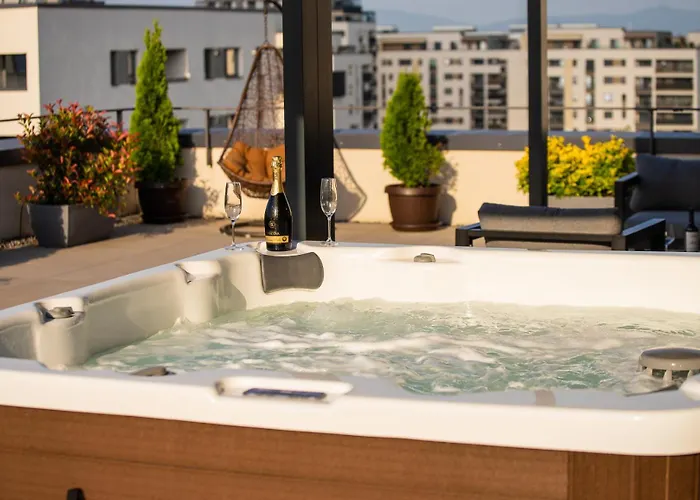 Penthouse Eliza - Coressi