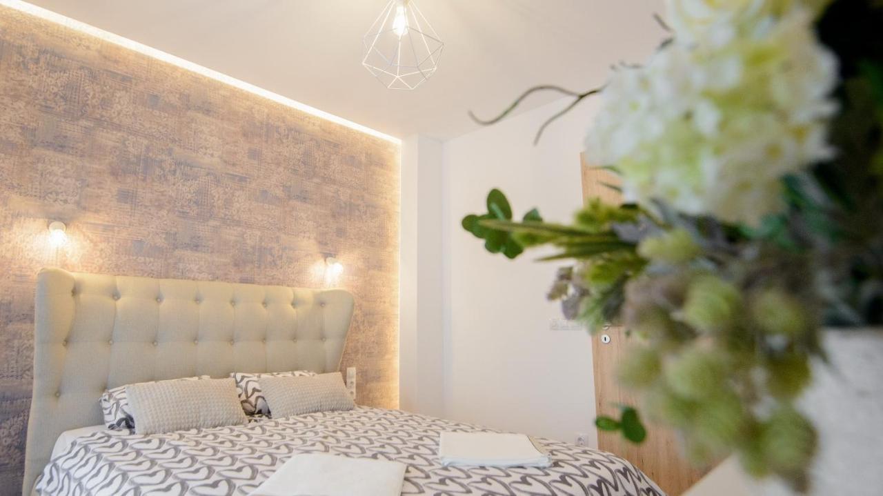 Apartment Penthouse Eliza - Coressi Brasov